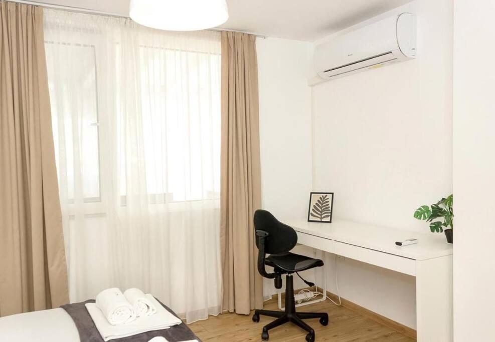 Modern Bright Apartment Close To City Center And Grand Mall Varna Ngoại thất bức ảnh